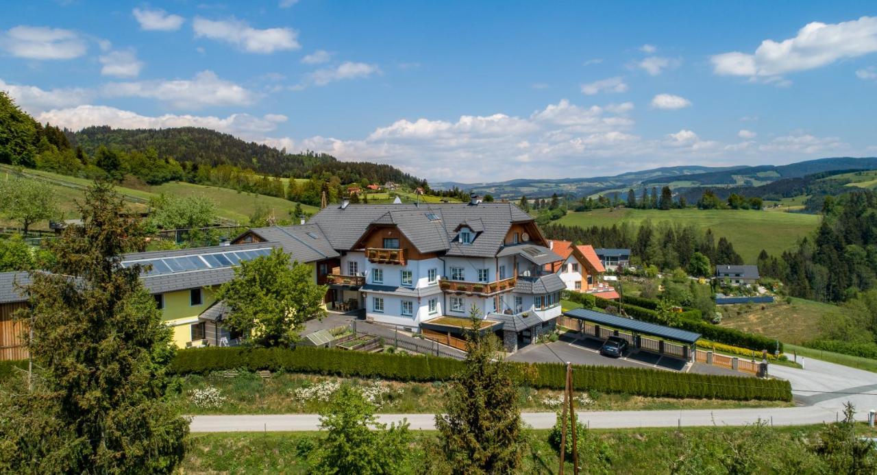 Ferienwohnungen Perhofer Birkfeld Екстер'єр фото