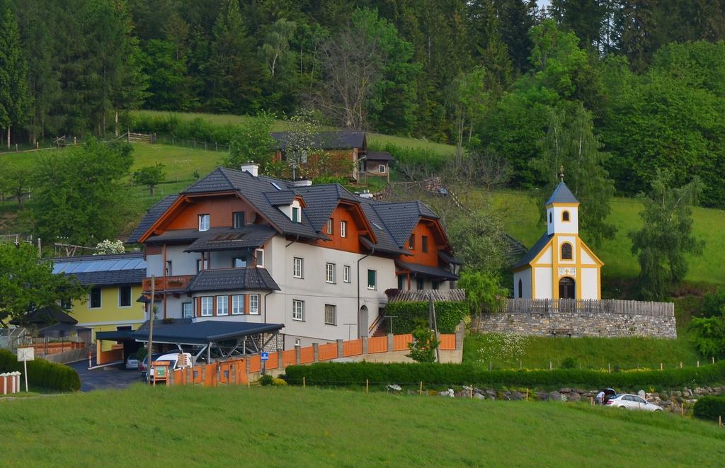 Ferienwohnungen Perhofer Birkfeld Екстер'єр фото